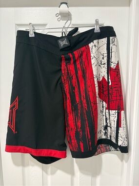 Tapout Red Black Canada Flag Fight Shorts Size 36